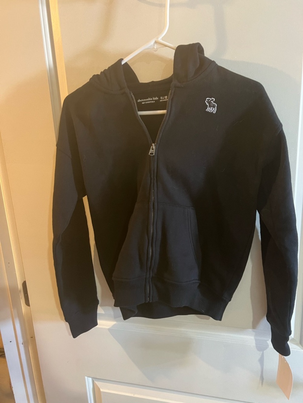 abercrombie kids Black Full-Zip Hoodie Jacket